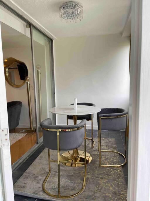 Cozy Penthouse Atlanta,Ga Apartment Exterior photo